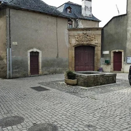 Gite Ispagnac Casa de Férias *